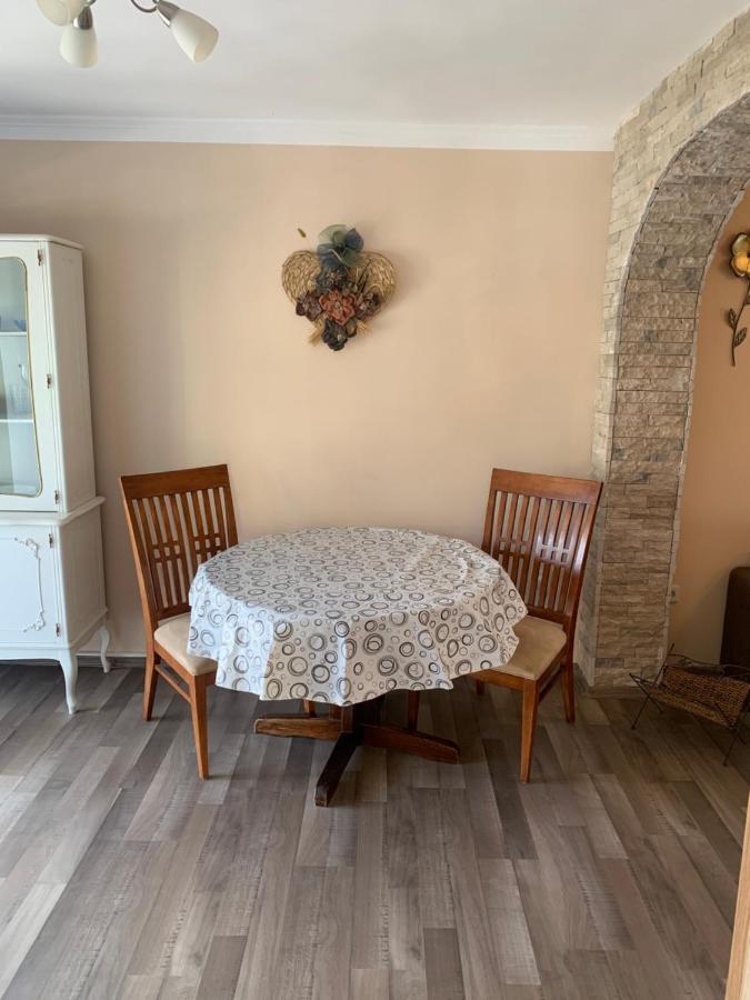 Apartments Neira Near Dubrovnik Ivanica Exteriör bild