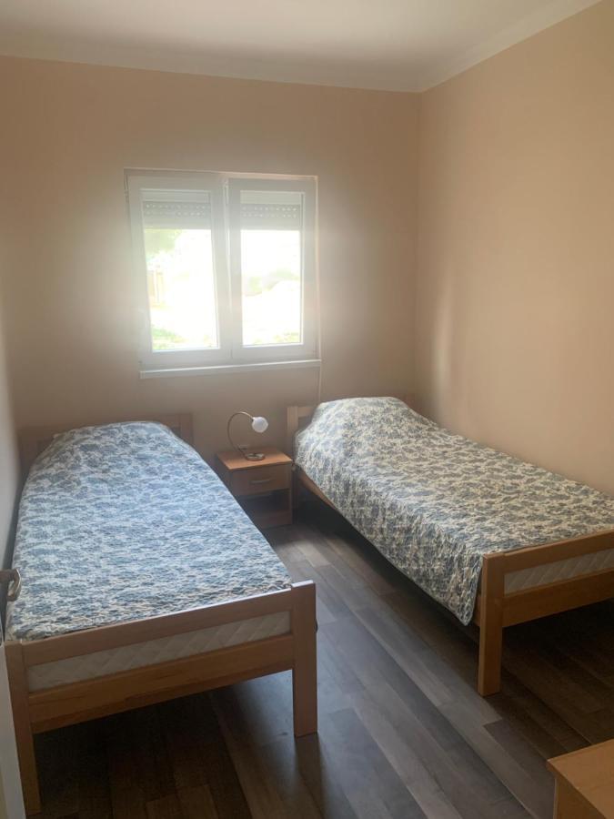 Apartments Neira Near Dubrovnik Ivanica Exteriör bild